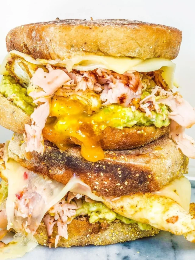 Spicy Guacamole Brunch Sandwich