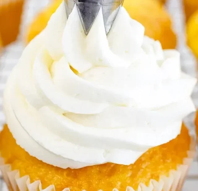 Vanilla Buttercream Frosting Recipe