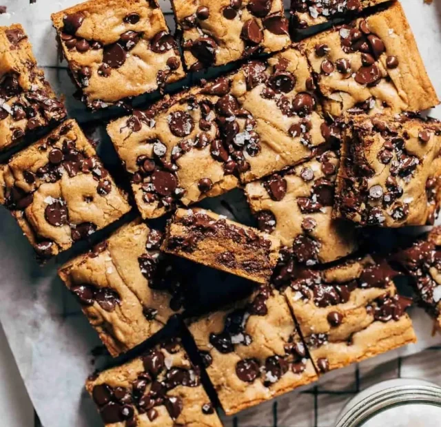 COOKIE BARS