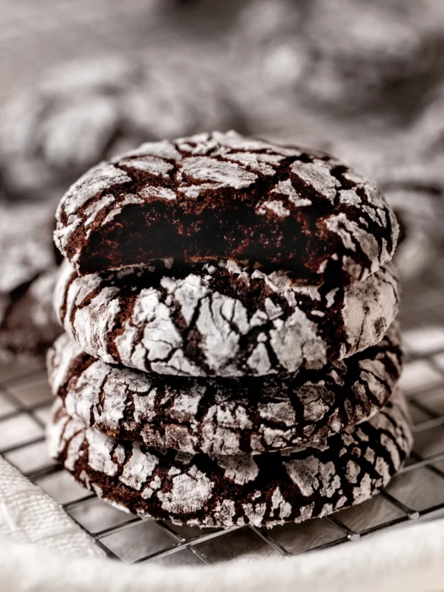 Chocolate Crinkle Cookies