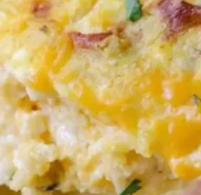 Cheesy Hash Brown and Egg Breakfast Casserole