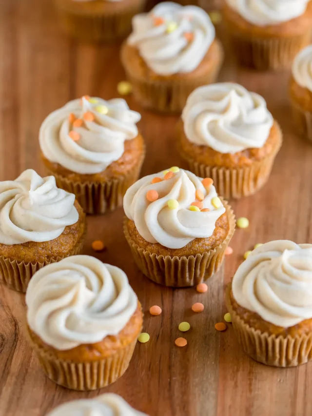 Pumpkin Cupcakes with Cream Cheese Frosting