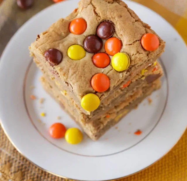 REESES PIECES BARS