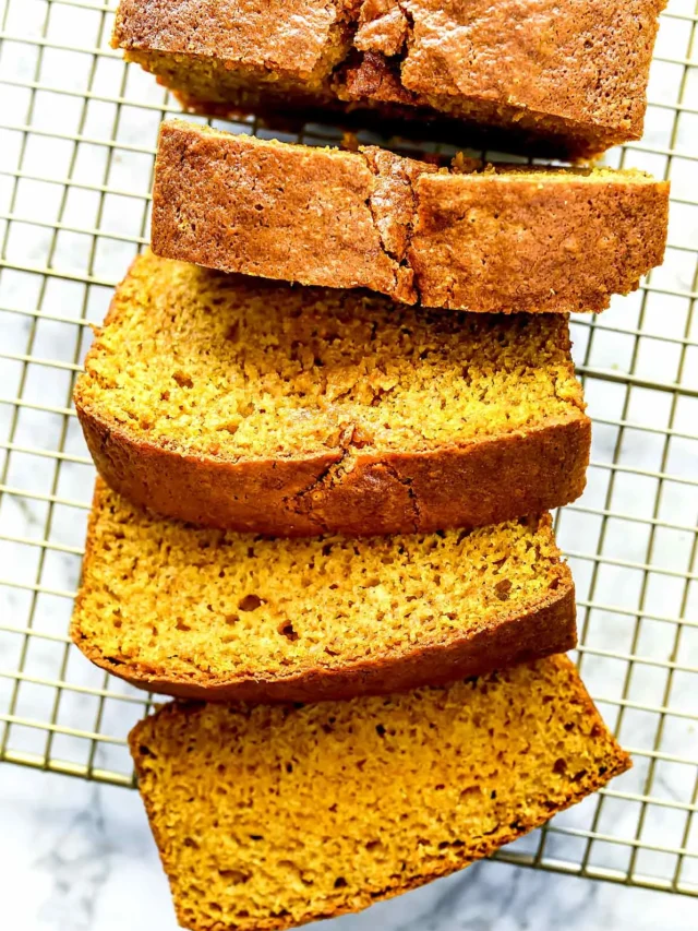 Pumpkin Bread Recipe (So Easy!)